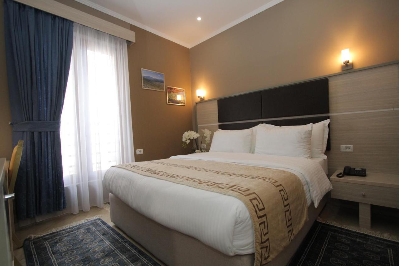 Capital Tirana Hotel Bruci Exteriér fotografie