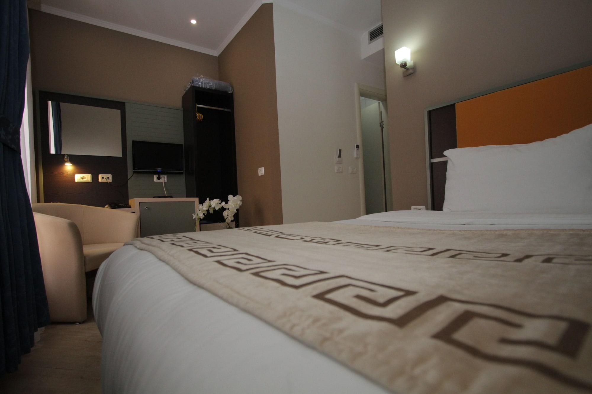 Capital Tirana Hotel Bruci Exteriér fotografie