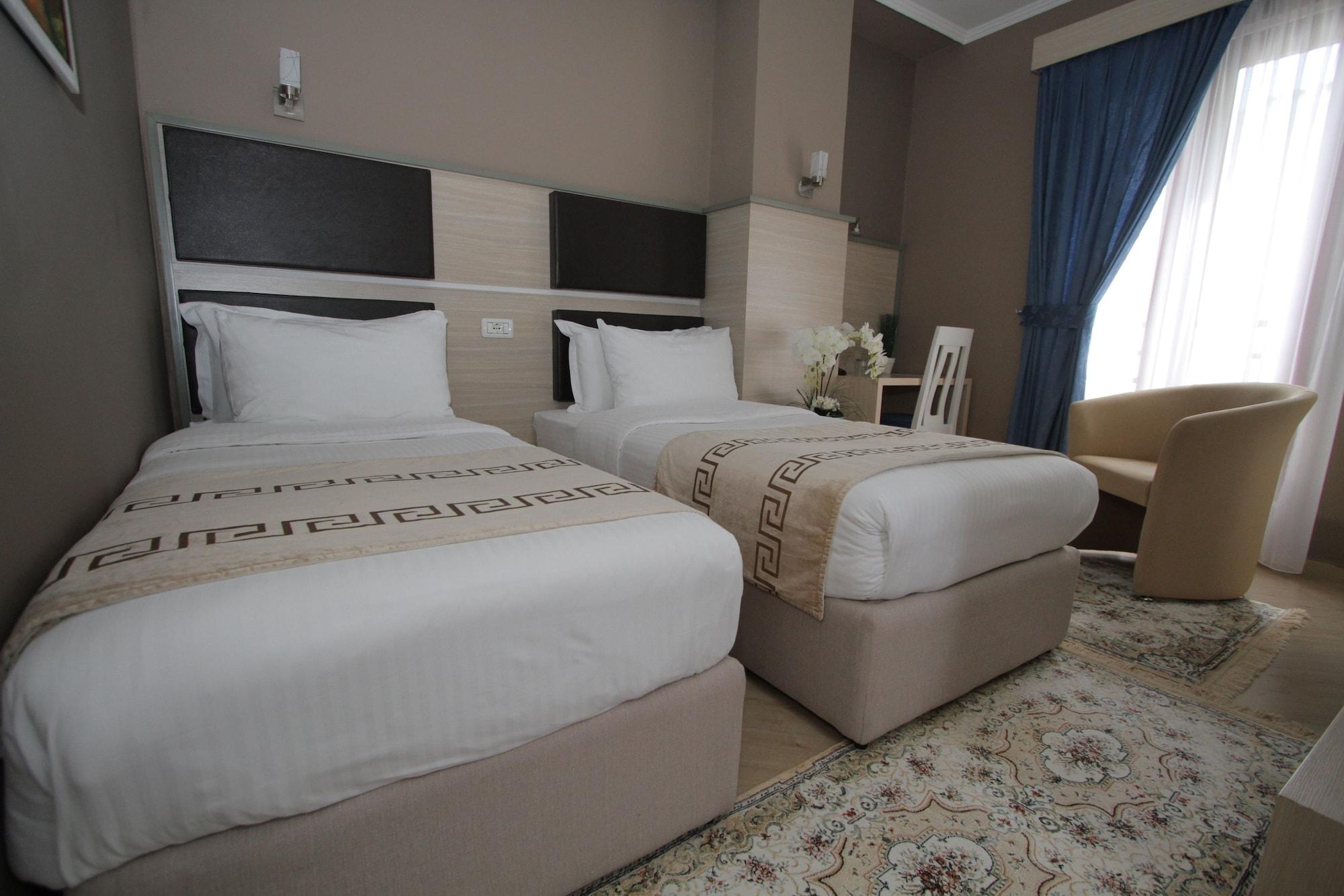Capital Tirana Hotel Bruci Exteriér fotografie