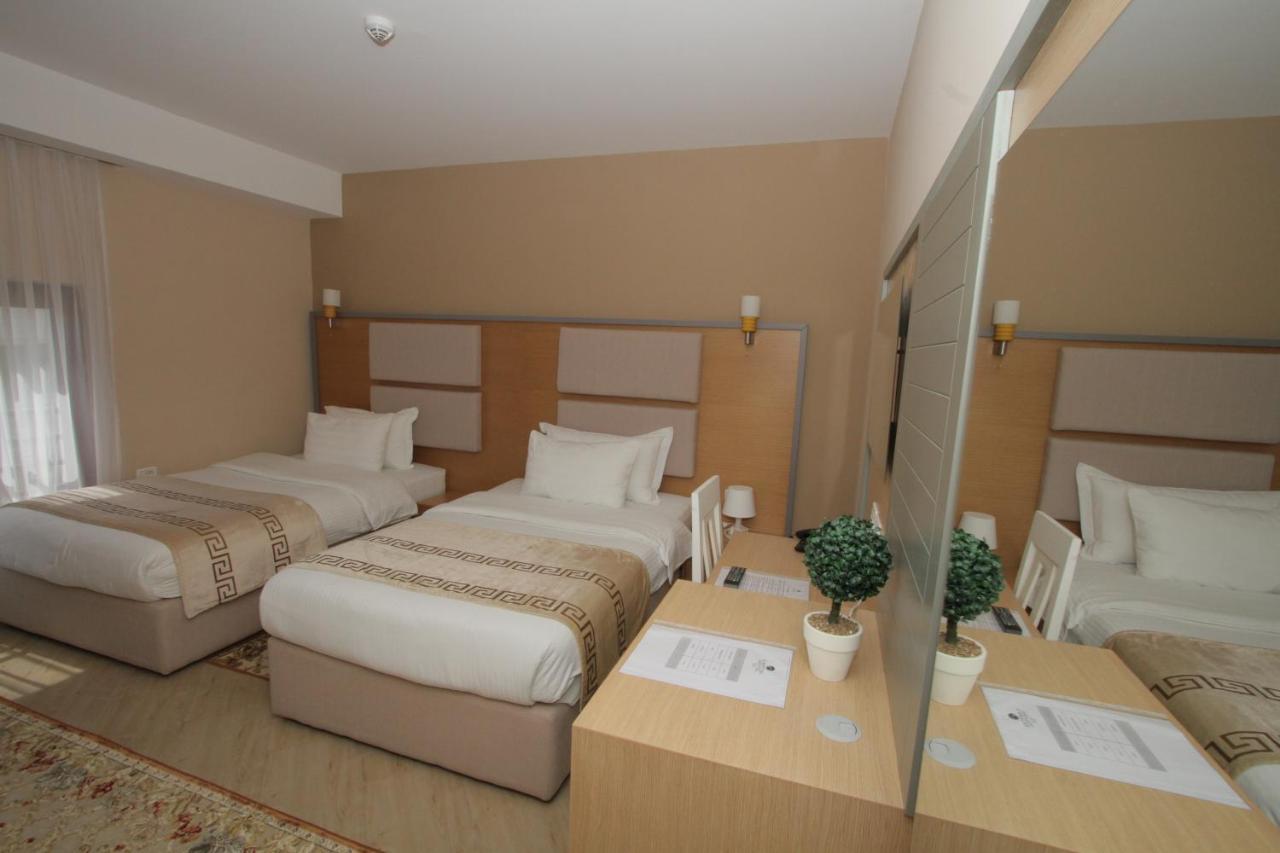 Capital Tirana Hotel Bruci Exteriér fotografie